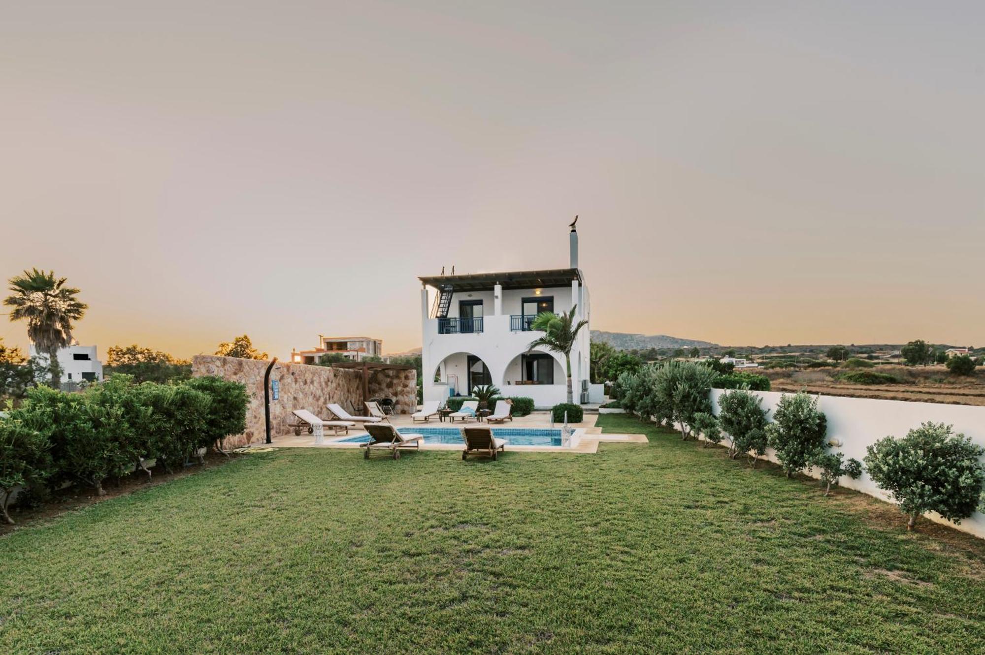 Villa Deep Blue Lakhania Extérieur photo