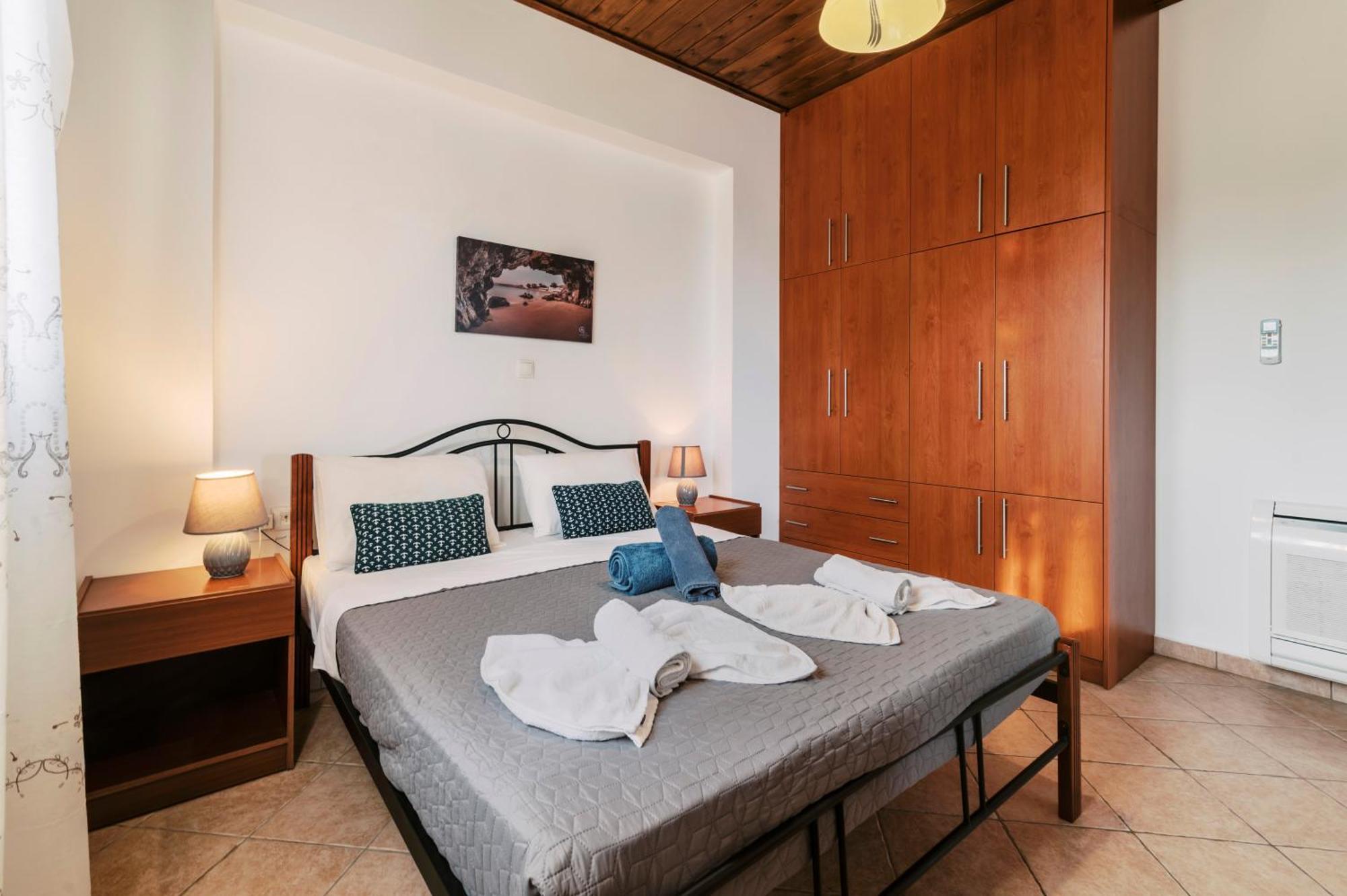 Villa Deep Blue Lakhania Extérieur photo